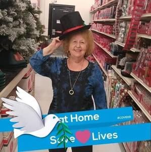 Meet your Posher, Lucy